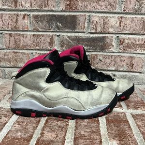 Kids Jordan 10 retro vivid pink size 7y
